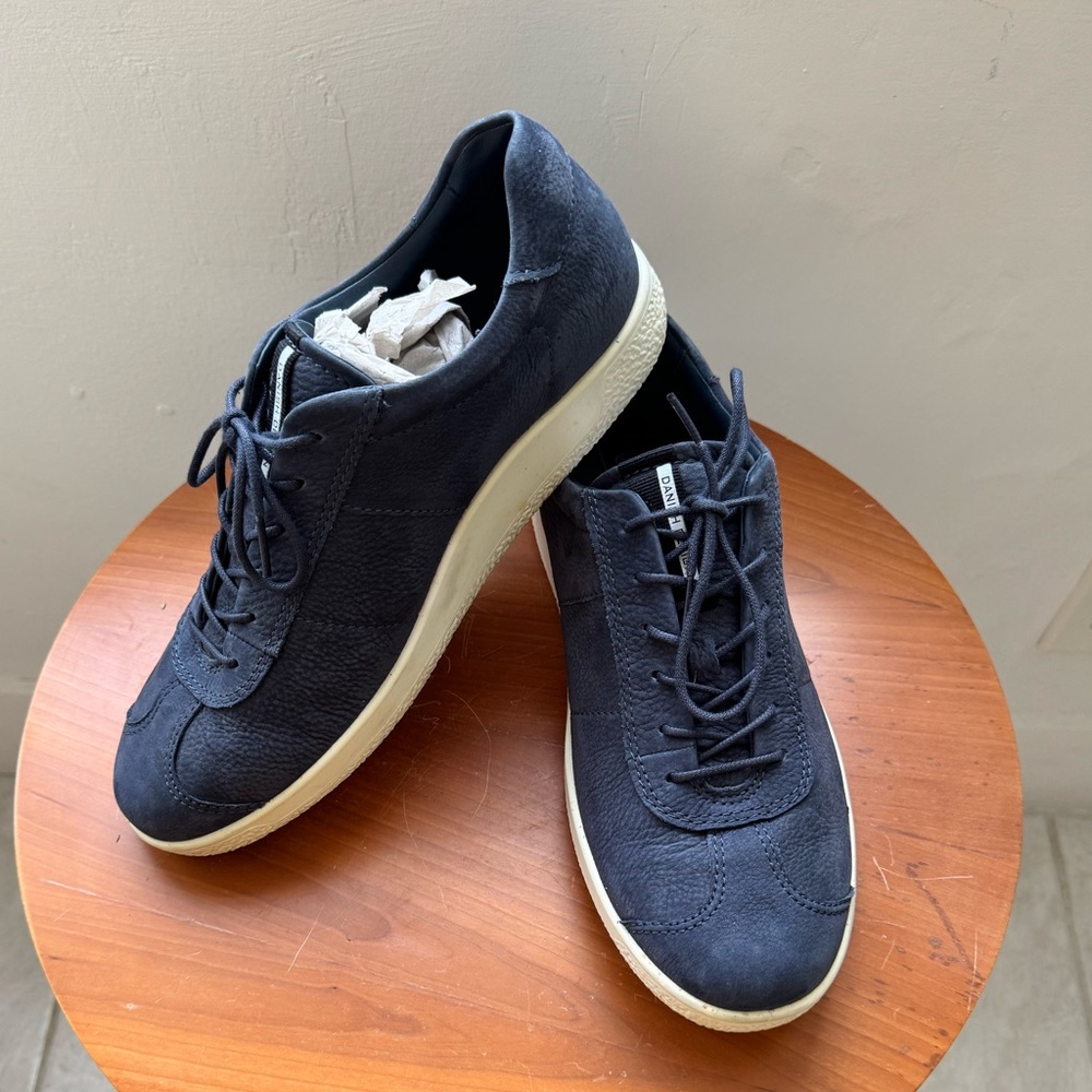 Ecco Soft 1 Men's Navy Blue Suede Sneakers 400514, Size 8-8.5